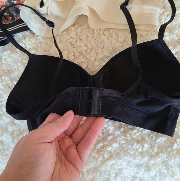 Girls Brallettes Sports Bra Size 34 Bundle Deal - Picture 7 of 9